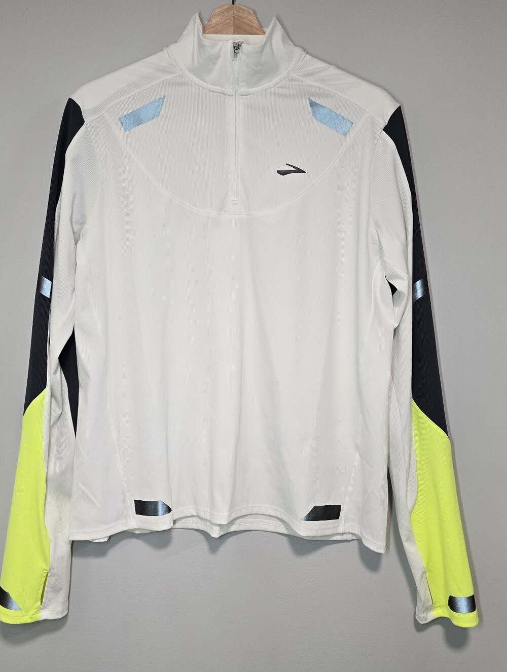 Brooks Men's White Half-Zip Running Top with Neon Men's Brooks Run Visible 1/2-Z